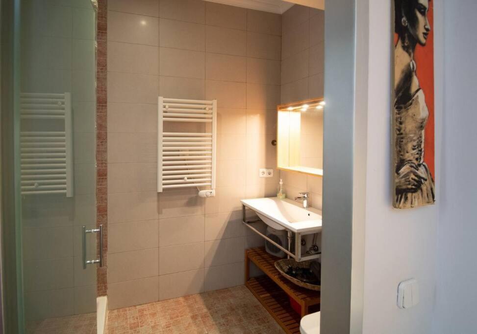 Exclusivo Y Acogedor Apartamento Con Balcon En Chueca, Con Aire Acondicionado Y Calefaccion Мадрид Екстериор снимка