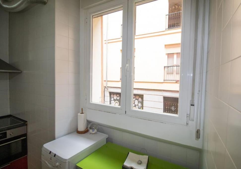 Exclusivo Y Acogedor Apartamento Con Balcon En Chueca, Con Aire Acondicionado Y Calefaccion Мадрид Екстериор снимка